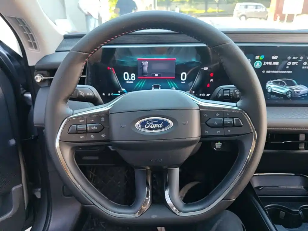 Ford Mondeo — миниатюра 11