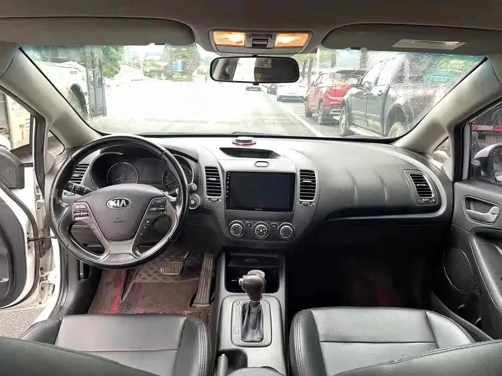 Kia K3 — миниатюра 6