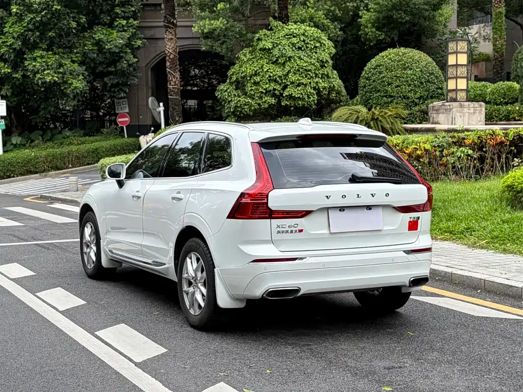 Volvo XC60 — миниатюра 14