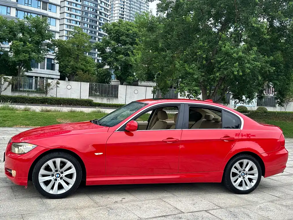 BMW 3 Series — миниатюра 8