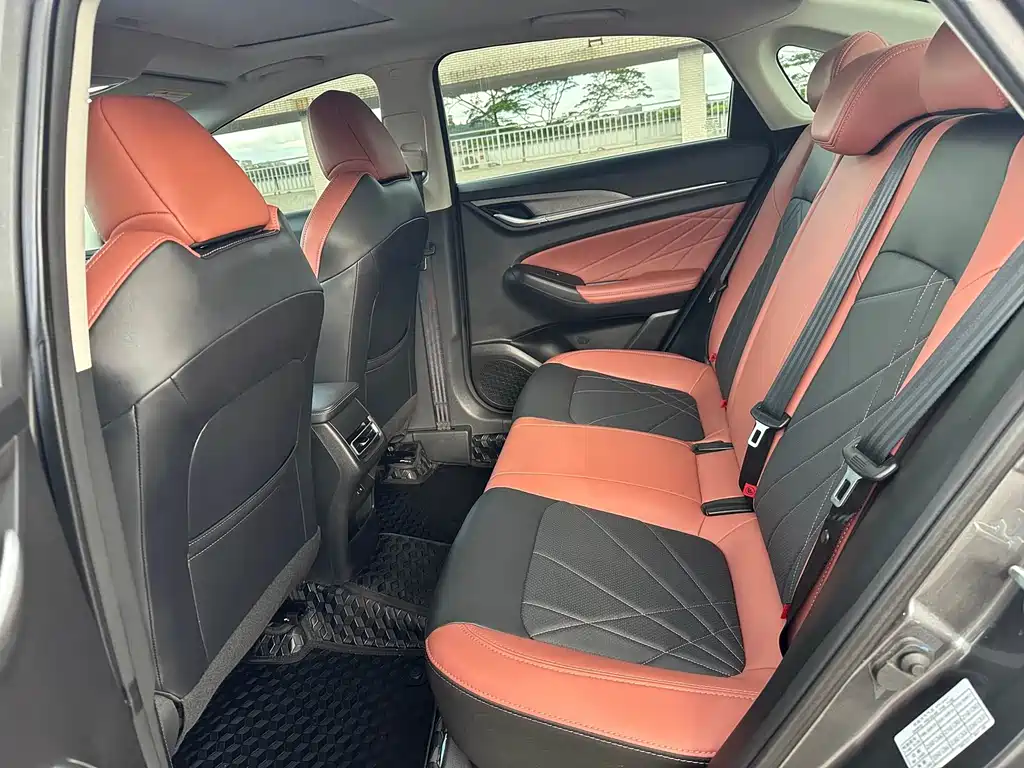 Changan Eado — миниатюра 6