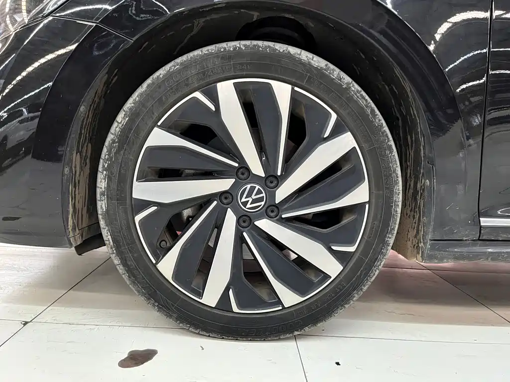 Volkswagen Passat — миниатюра 13