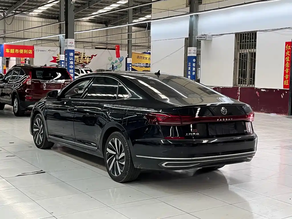 Volkswagen Passat — миниатюра 14