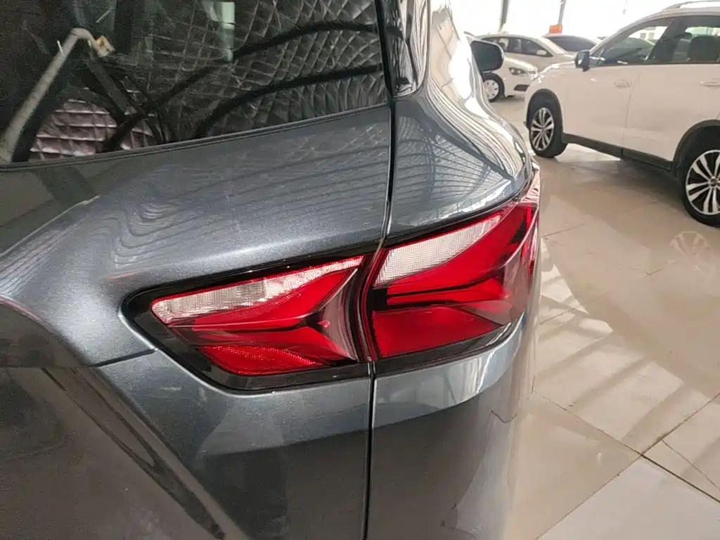 Chevrolet Blazer — миниатюра 8
