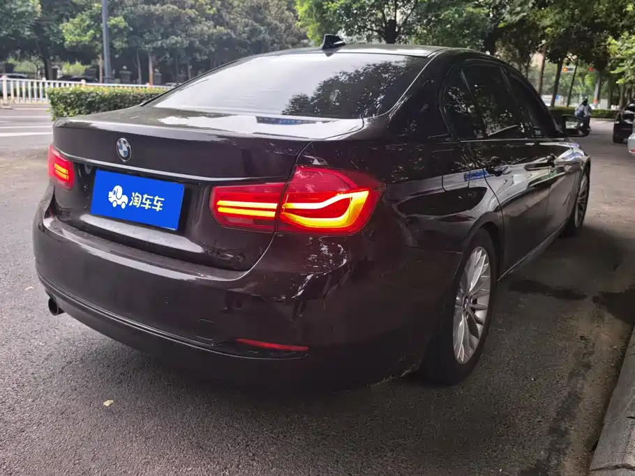 BMW 3 Series — миниатюра 3