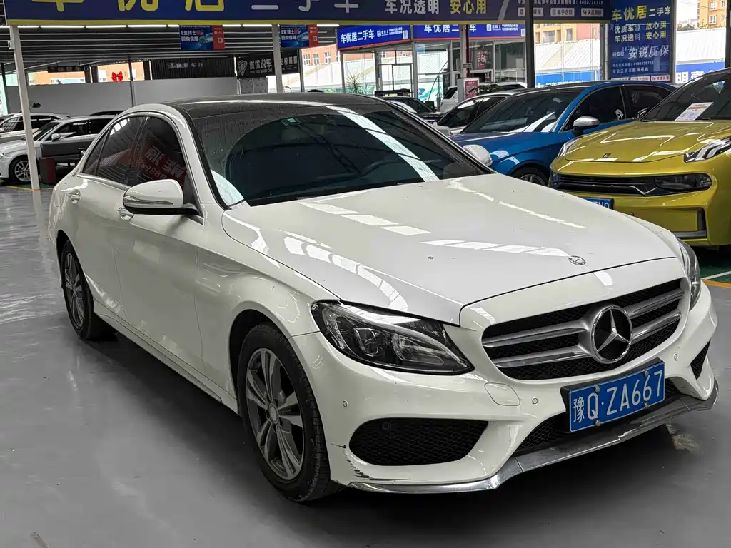 Mercedes-Benz C-Class — миниатюра 3