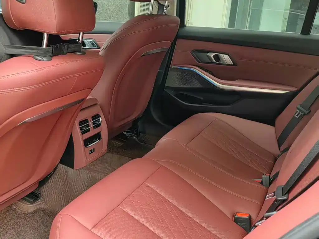BMW 3 Series — миниатюра 5