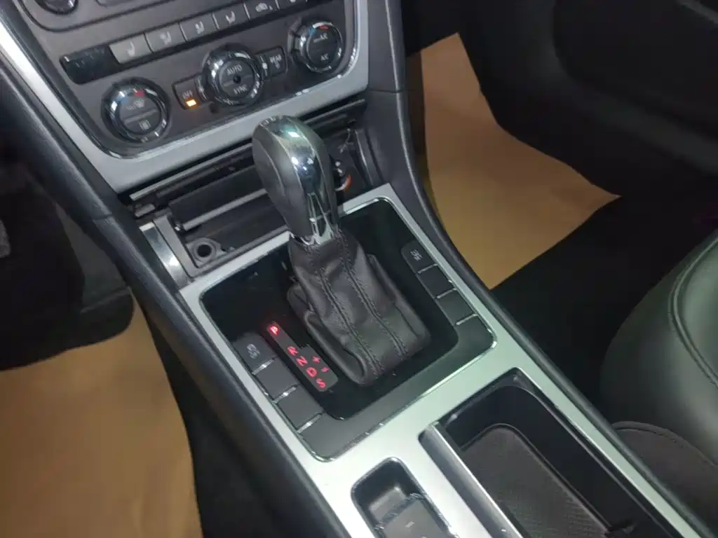 Volkswagen Passat — миниатюра 14