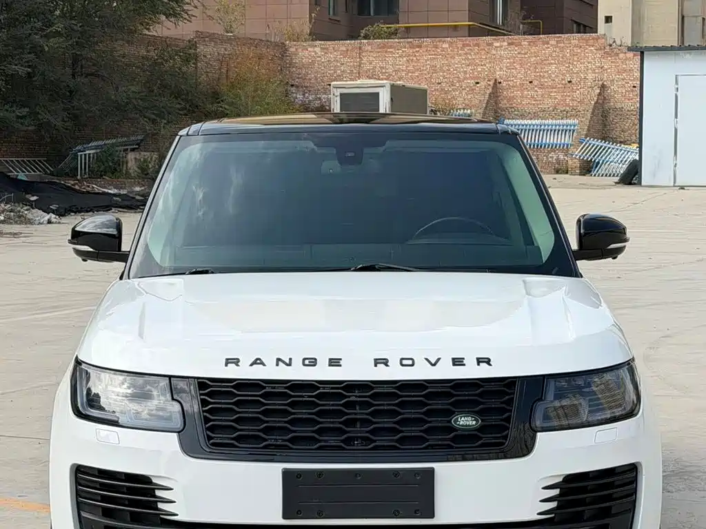 Land Rover Range Rover — миниатюра 5