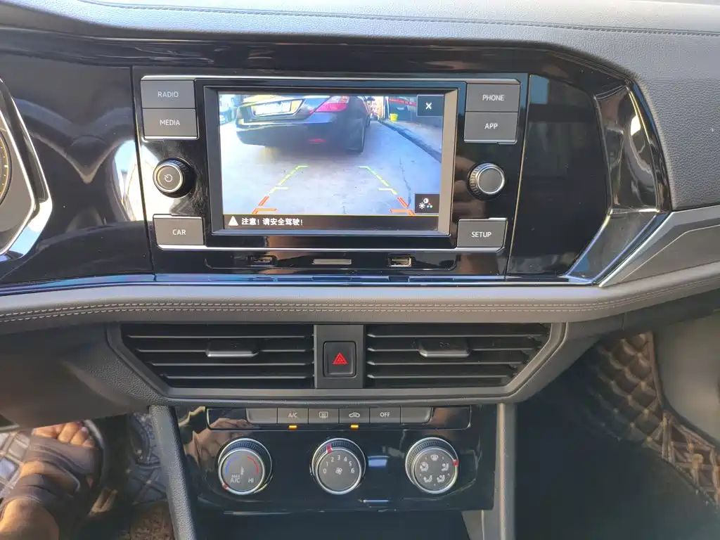 Volkswagen Sagitar — миниатюра 13