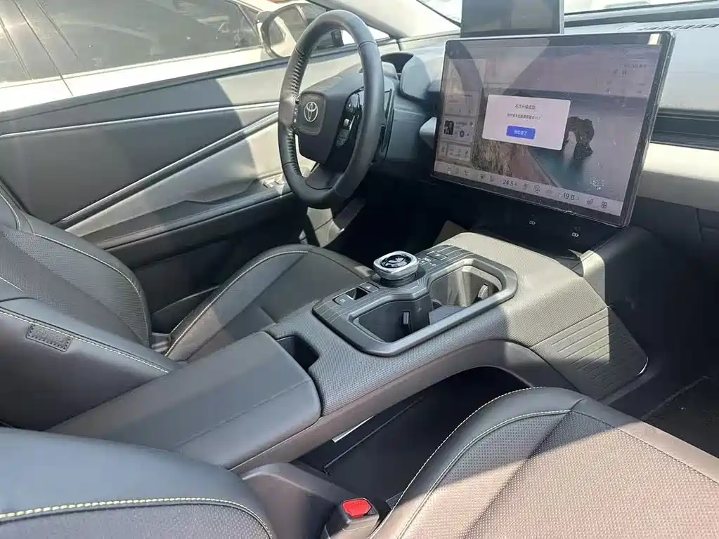 Toyota bZ5 — миниатюра 6