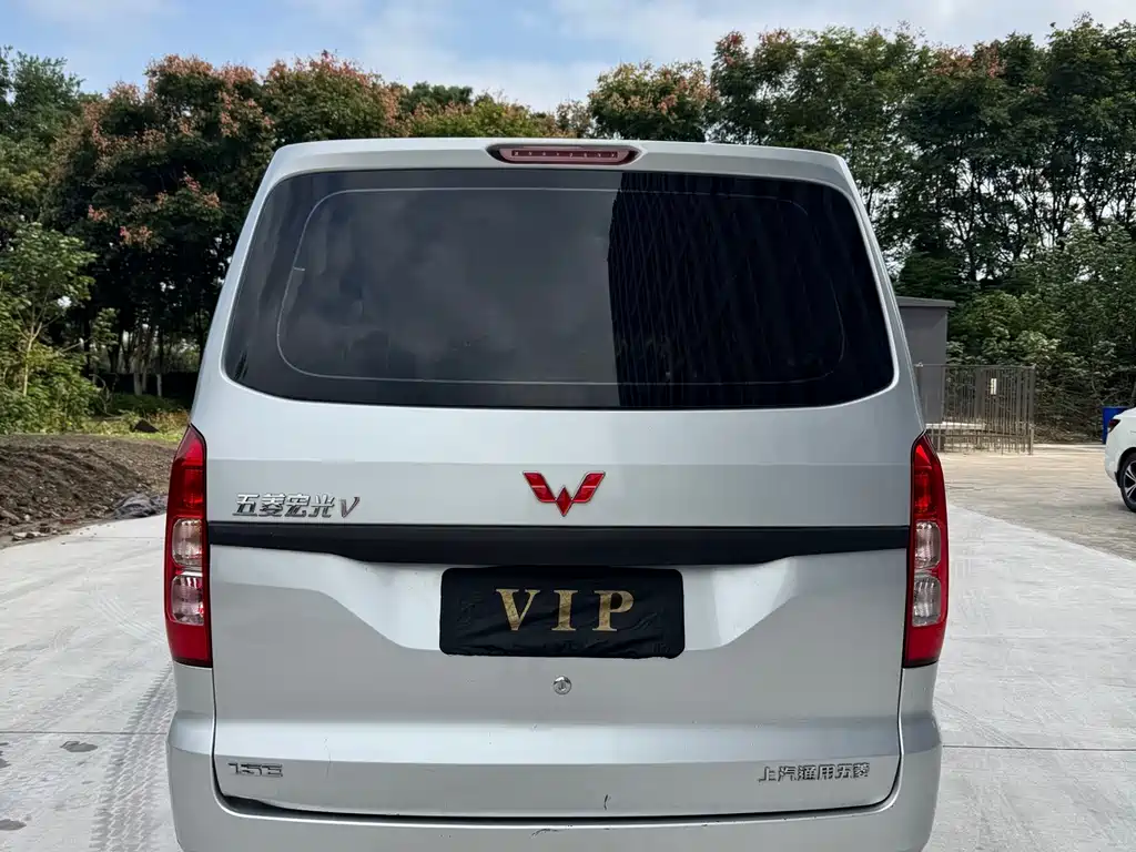 Wuling Hongguang V — миниатюра 6
