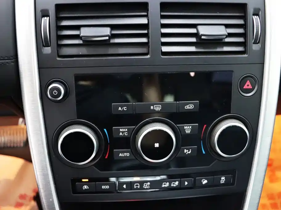 Land Rover Discovery Sport — миниатюра 19