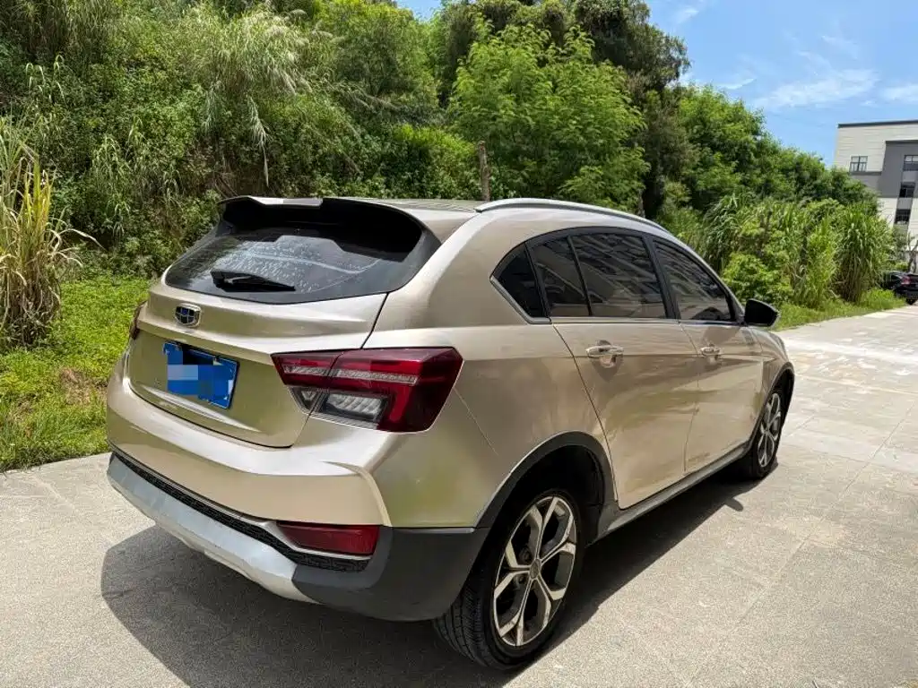 Geely Vision S1 — миниатюра 4