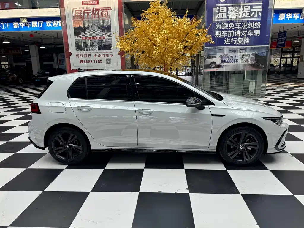 Volkswagen Golf — миниатюра 6