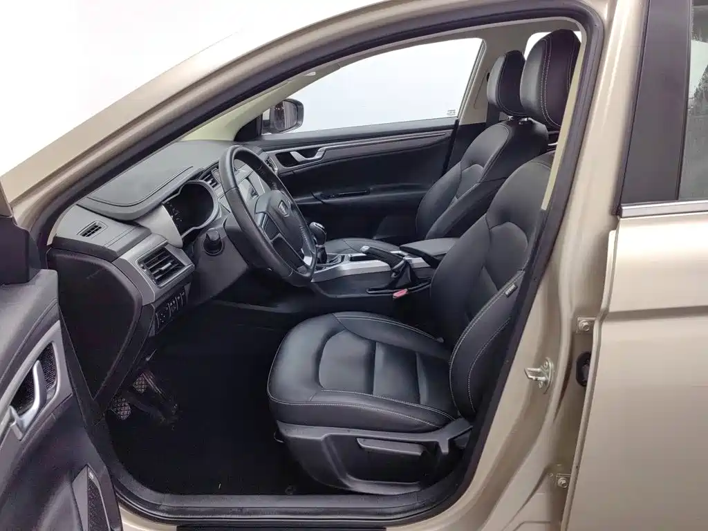 Geely Emgrand GL — миниатюра 10