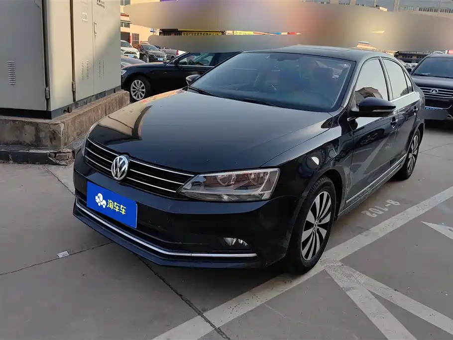 Volkswagen Sagitar 2018