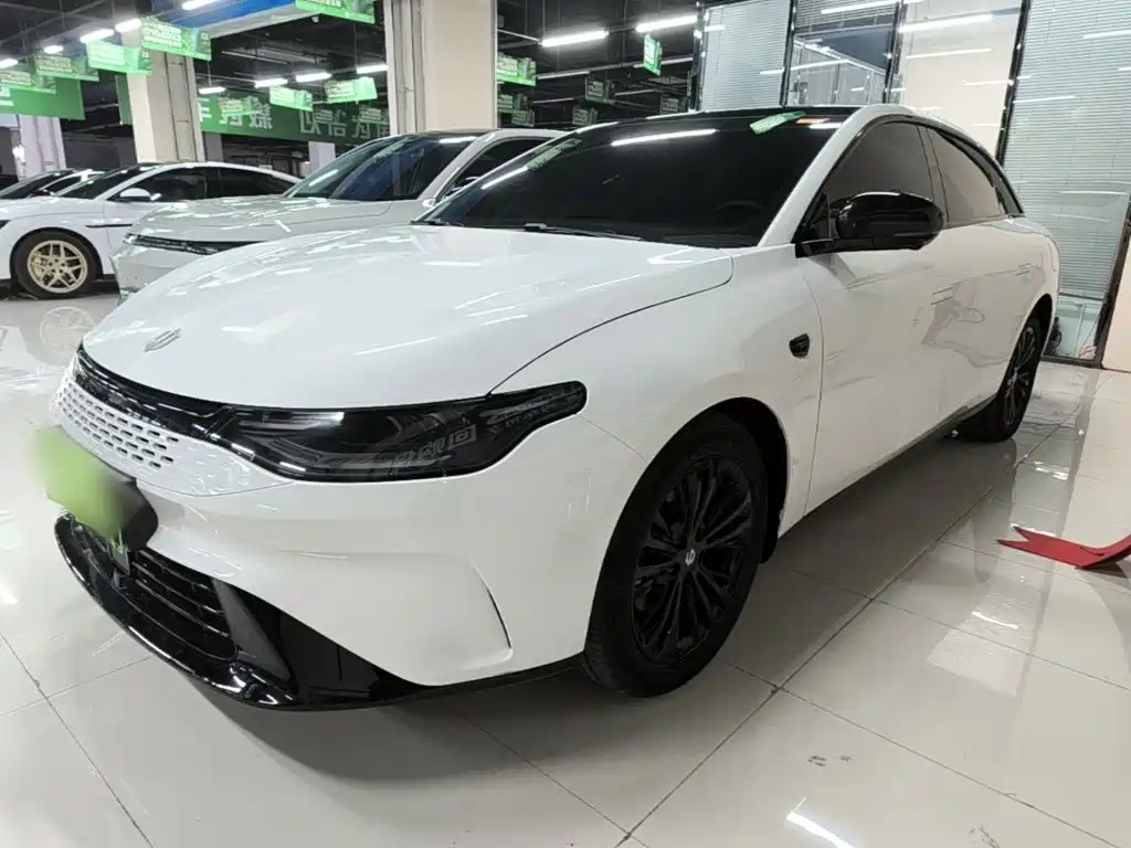 Leapmotor Leapmotor C01 — миниатюра 2