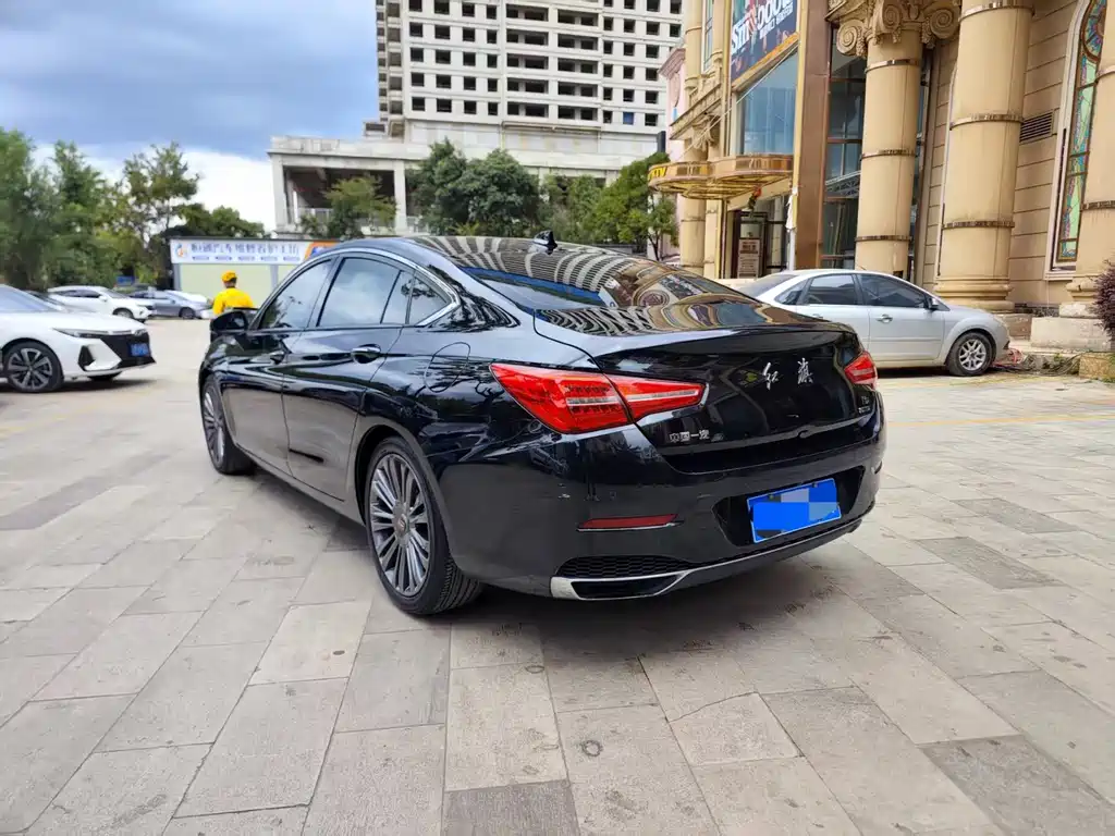 Hongqi Hongqi H5 — миниатюра 16