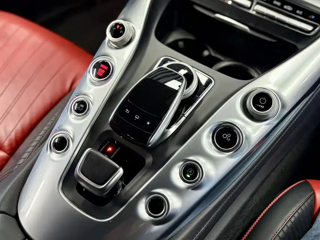 MERCEDES-BENZ AMG GT