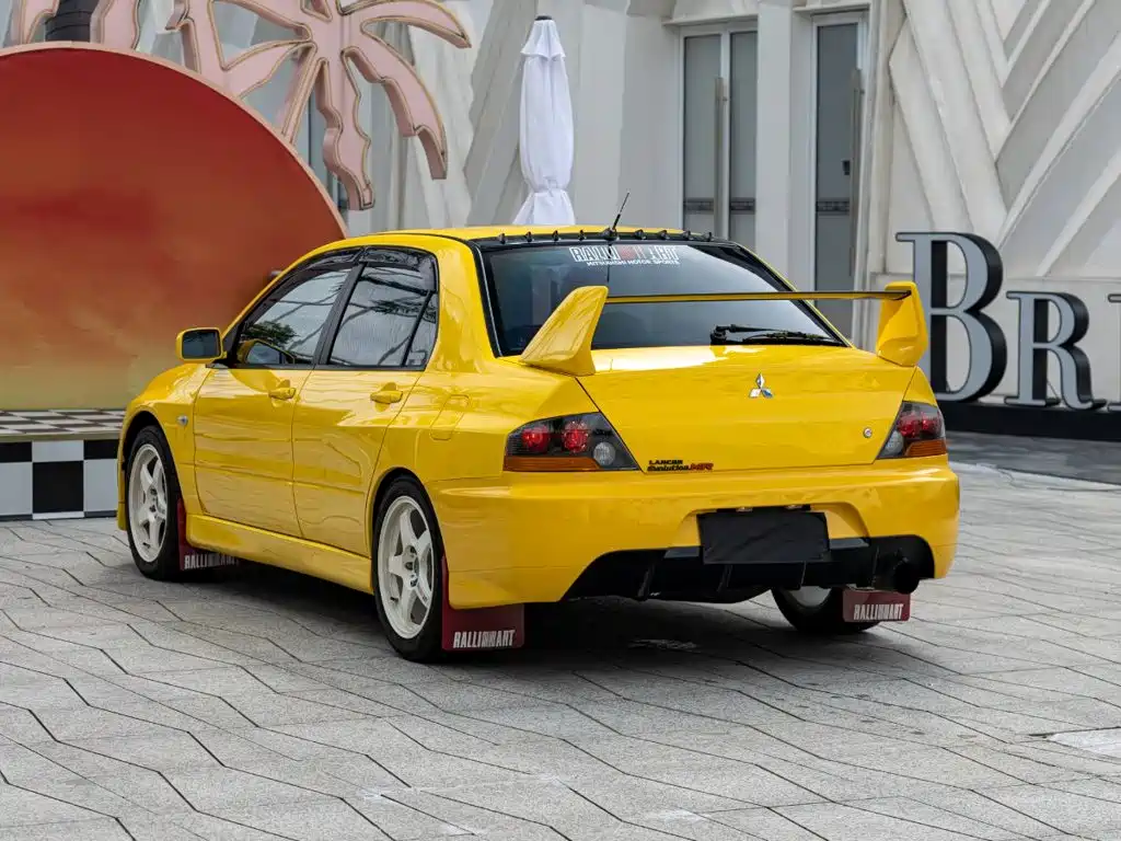 Mitsubishi Lancer — миниатюра 6