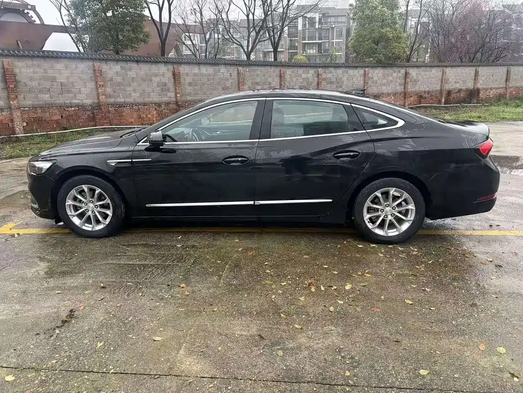 Buick LaCrosse — миниатюра 7