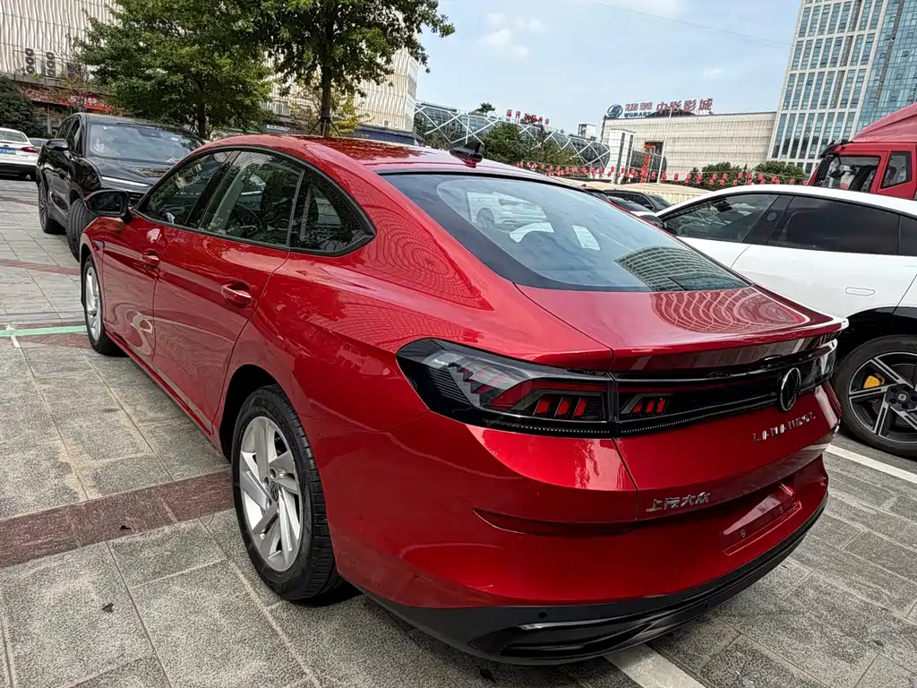 Volkswagen Lamando — миниатюра 11