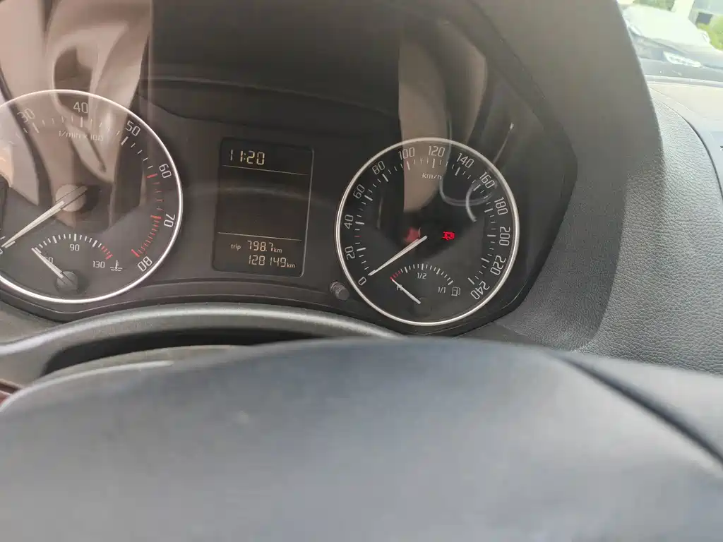 Skoda Octavia — миниатюра 5
