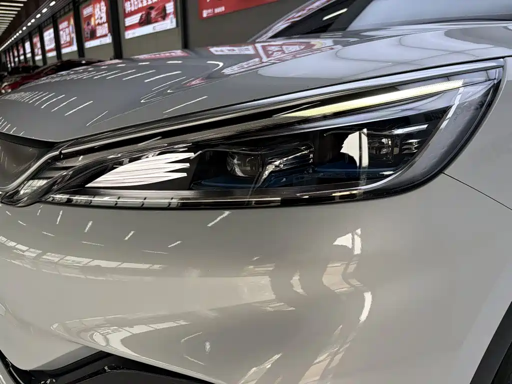 BYD Yuan Plus — миниатюра 14