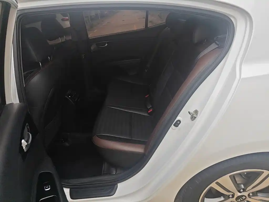 Kia K4 — миниатюра 17
