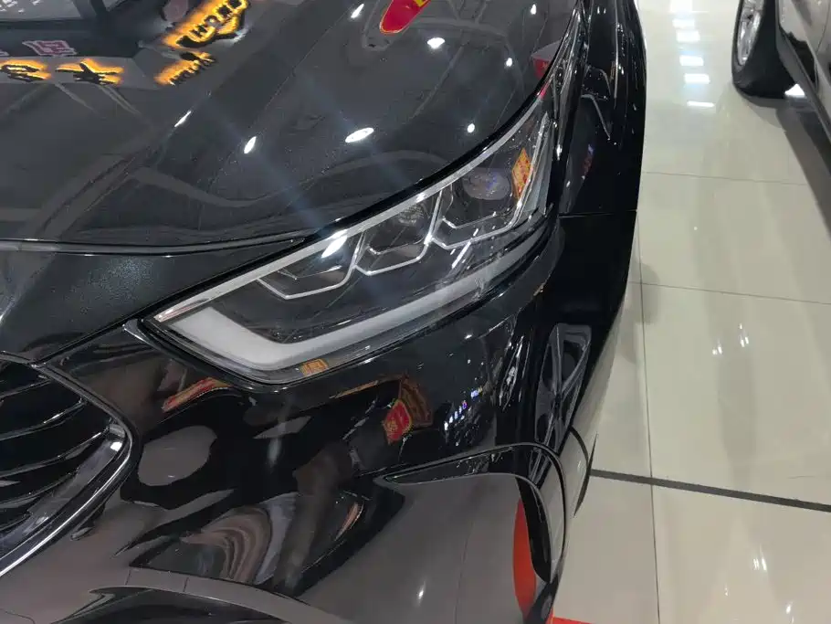 Toyota Crown Kluger — миниатюра 5