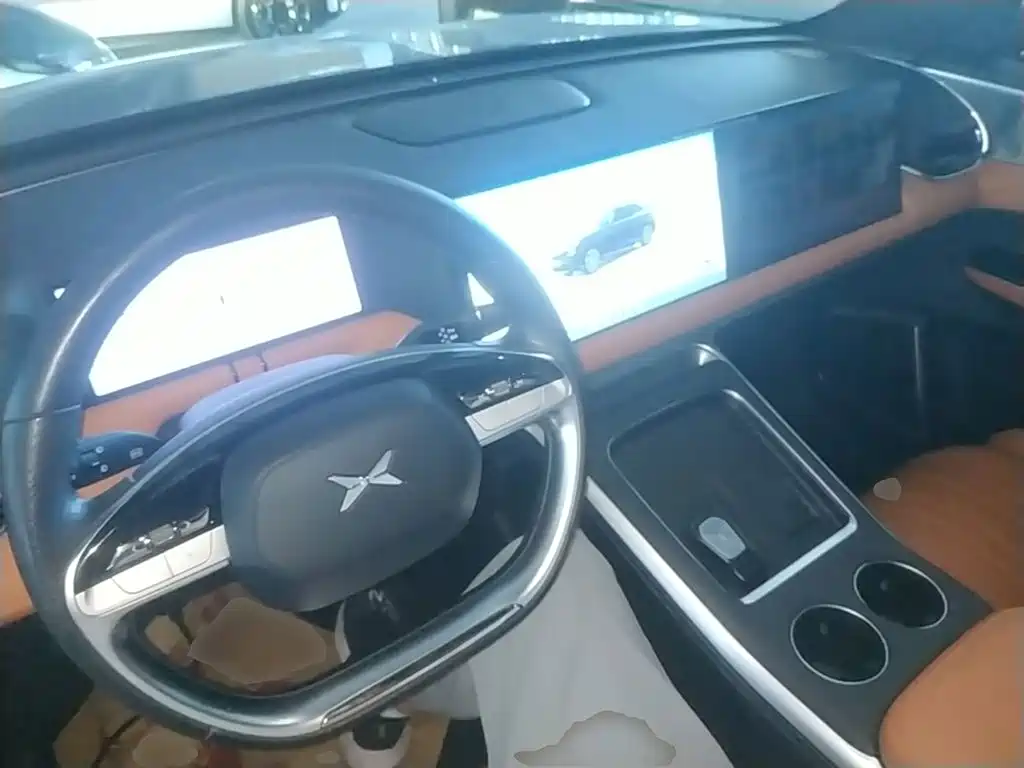 XPeng G9 — миниатюра 10