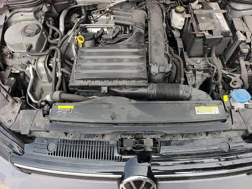 Volkswagen Golf — миниатюра 25