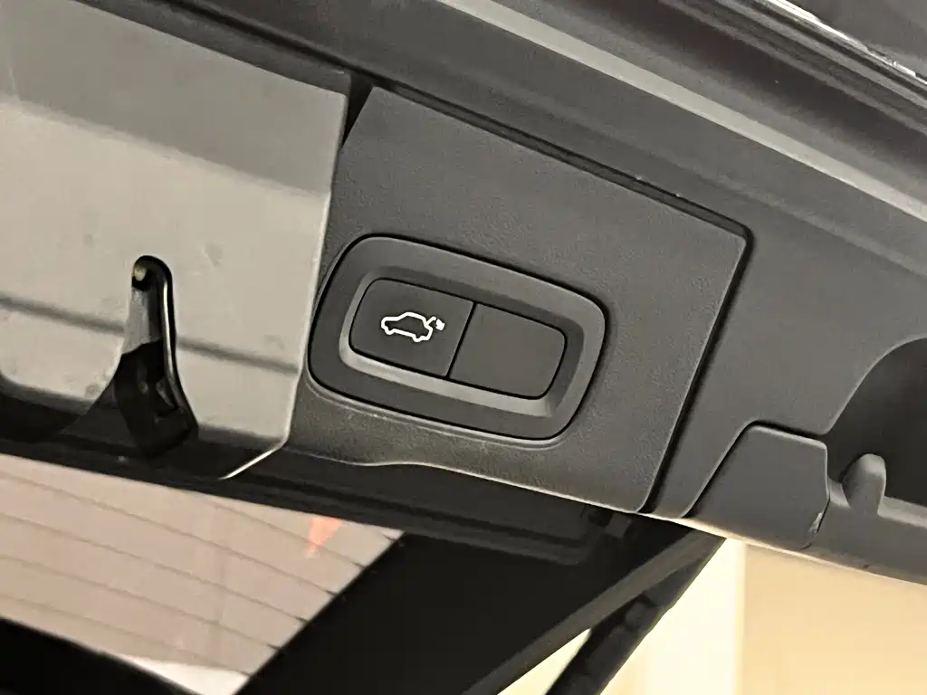 Volvo XC60 — миниатюра 14