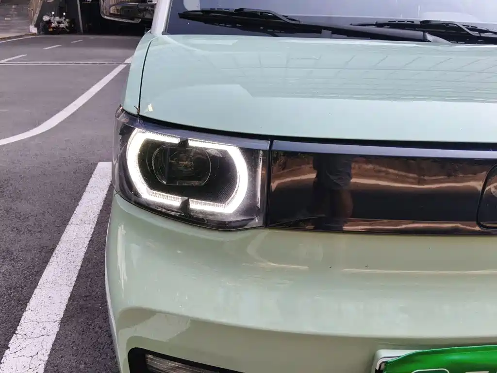Wuling MINIEV — миниатюра 7