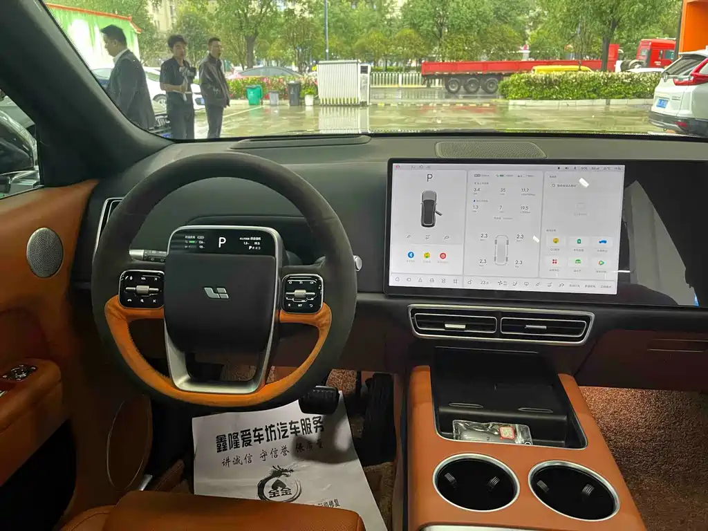 Li Auto Li L8 — миниатюра 12