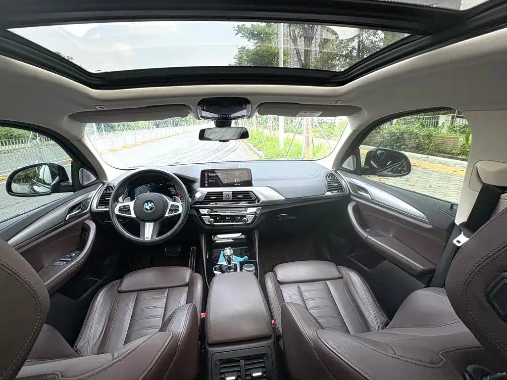 BMW X4 — миниатюра 10