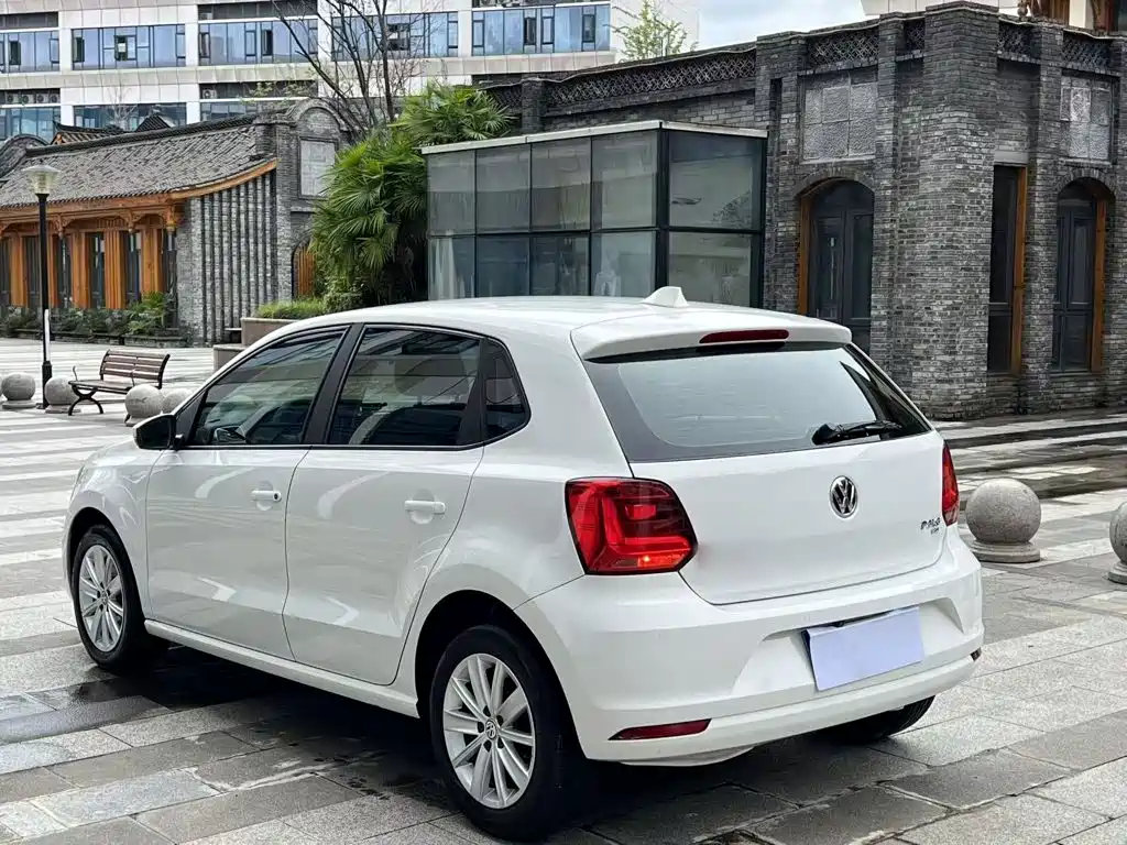 Volkswagen Polo — миниатюра 5