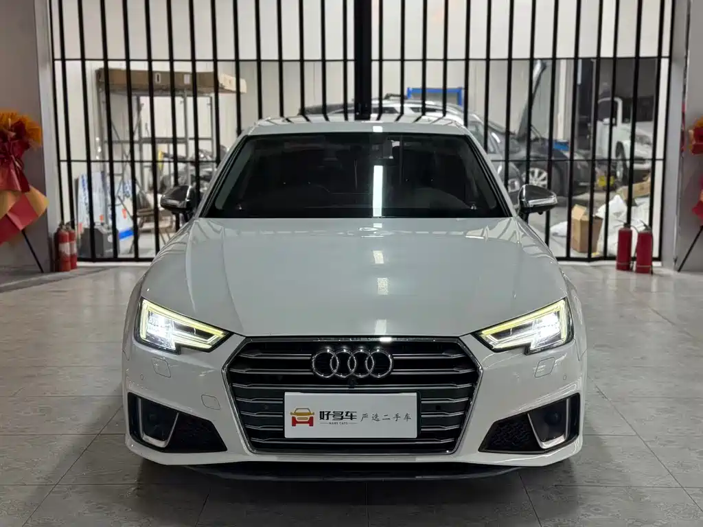 Audi A4L 2019