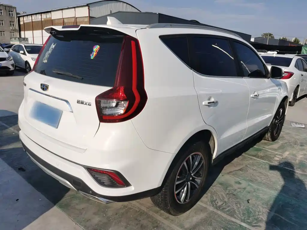 Geely Vision X6 — миниатюра 11