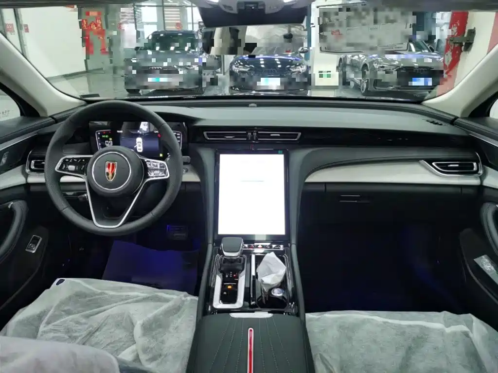 Hongqi H5 2025 1.5T DCT