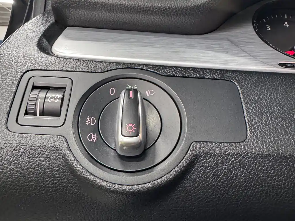 Volkswagen Magotan — миниатюра 14