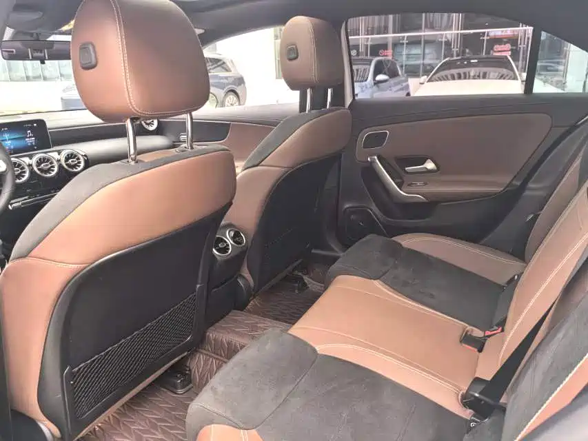 Mercedes-Benz A-Class — миниатюра 8