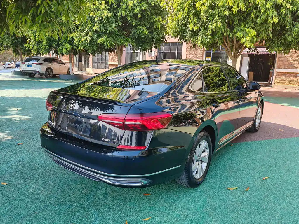 Volkswagen Passat — миниатюра 4