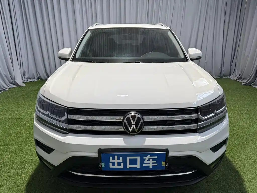 Volkswagen Tharu — миниатюра 3