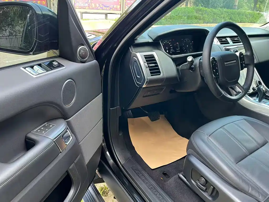 Land Rover Sport — миниатюра 7
