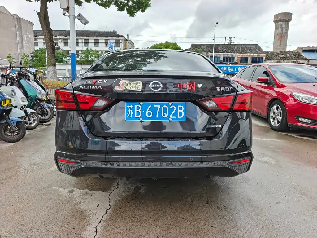 Nissan Teana — миниатюра 4