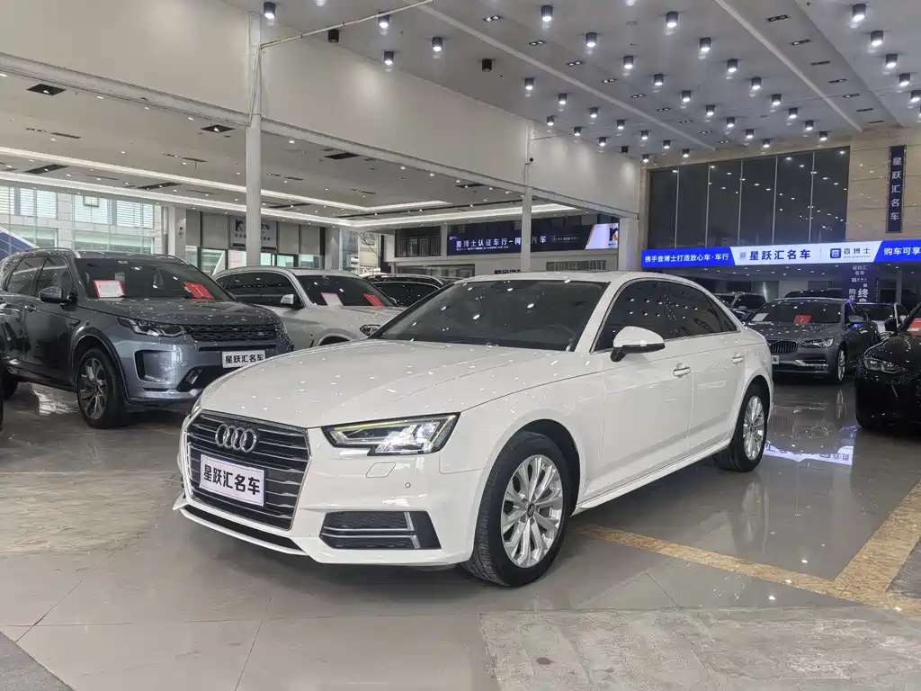 Audi A4L 2019