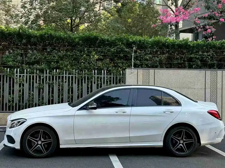 Mercedes-Benz C-Class C 2015 C 300 Sport