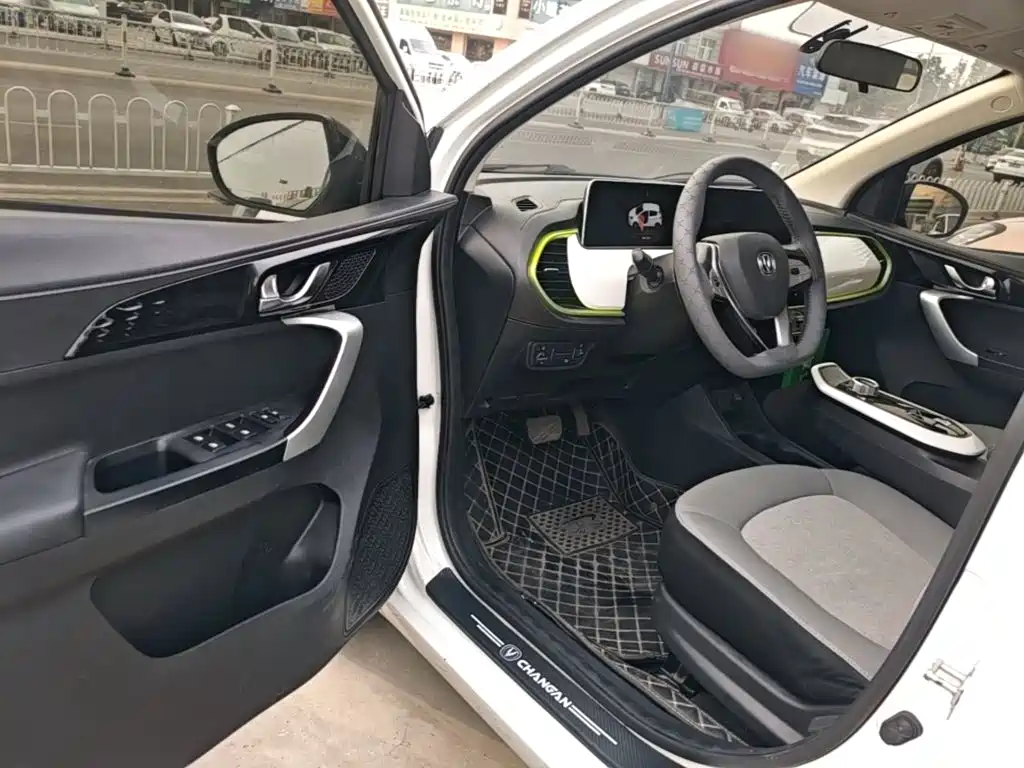 Changan Benben E-Star — миниатюра 16